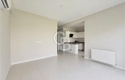 Ayvalık Altınova'da Havuzlu Sitede 2+1 Satılık Villa 