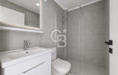 Ayvalık Altınova'da Havuzlu Sitede 2+1 Satılık Villa 