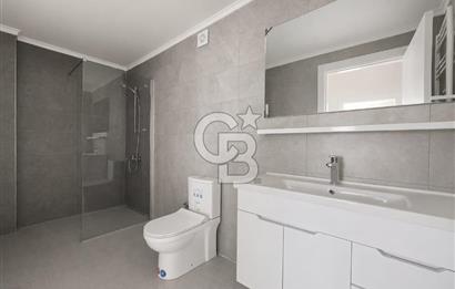 Ayvalık Altınova'da Havuzlu Sitede 2+1 Satılık Villa 