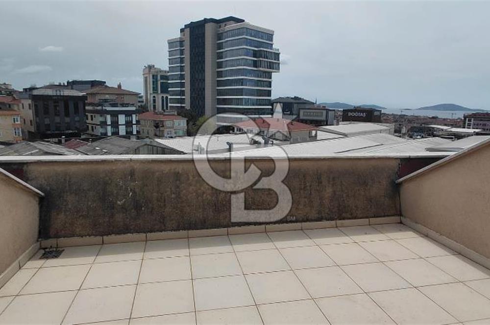 Maltepe,Küçükyalı metrosuna 5 dk yürüme mesafesinde 5+2 dubleks