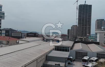 Maltepe,Küçükyalı metrosuna 5 dk yürüme mesafesinde 5+2 dubleks