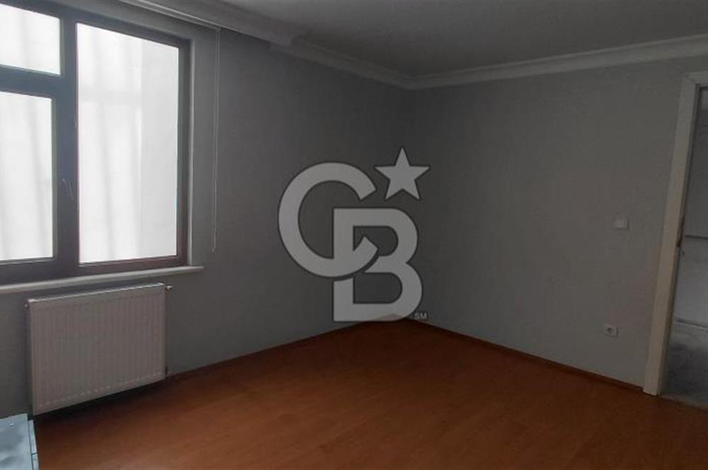 Maltepe,Küçükyalı metrosuna 5 dk yürüme mesafesinde 5+2 dubleks