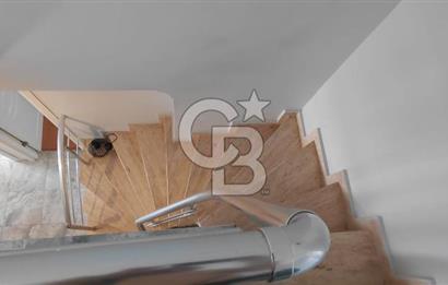 Maltepe,Küçükyalı metrosuna 5 dk yürüme mesafesinde 5+2 dubleks