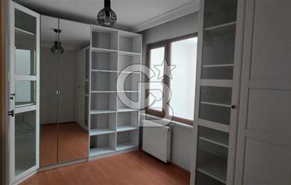 Maltepe,Küçükyalı metrosuna 5 dk yürüme mesafesinde 5+2 dubleks