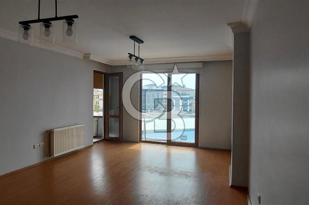 Maltepe,Küçükyalı metrosuna 5 dk yürüme mesafesinde 5+2 dubleks