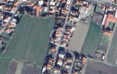 Manisa Karaağaçlı'da Köşe Parsel 3 Kat İmarlı Arsa