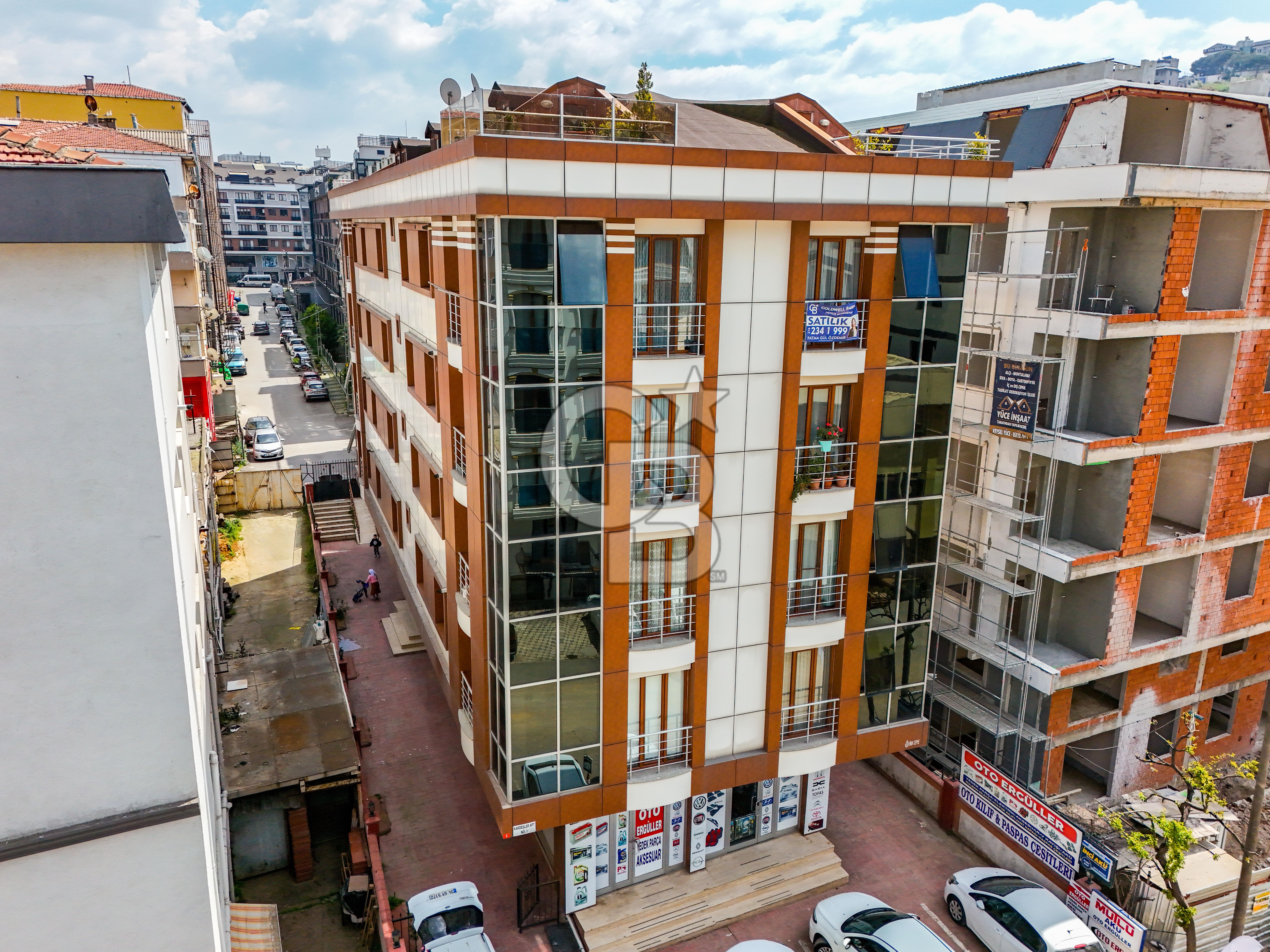 MALTEPE CEVİZLİ  MİNÜBÜS CADDESİ SAHİLE YAKIN4+2 SATILIK   DUBLEX DAİRE