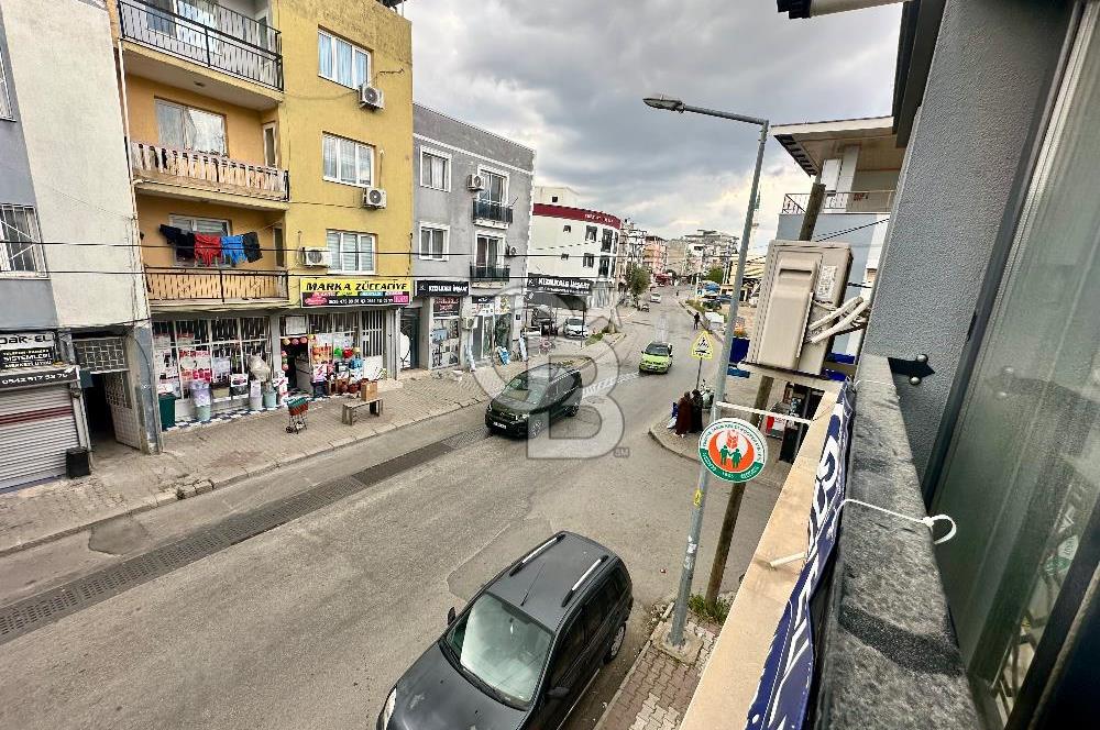 BORNOVA MEVLANA DA YATIRIMA UYGUN 1+1 DAİRE