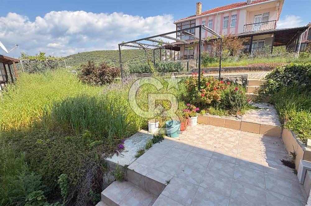 ÇANAKKALE AKLİMAN'DA DENİZ MANZARALI SİTE İÇİ SATILIK VİLLA