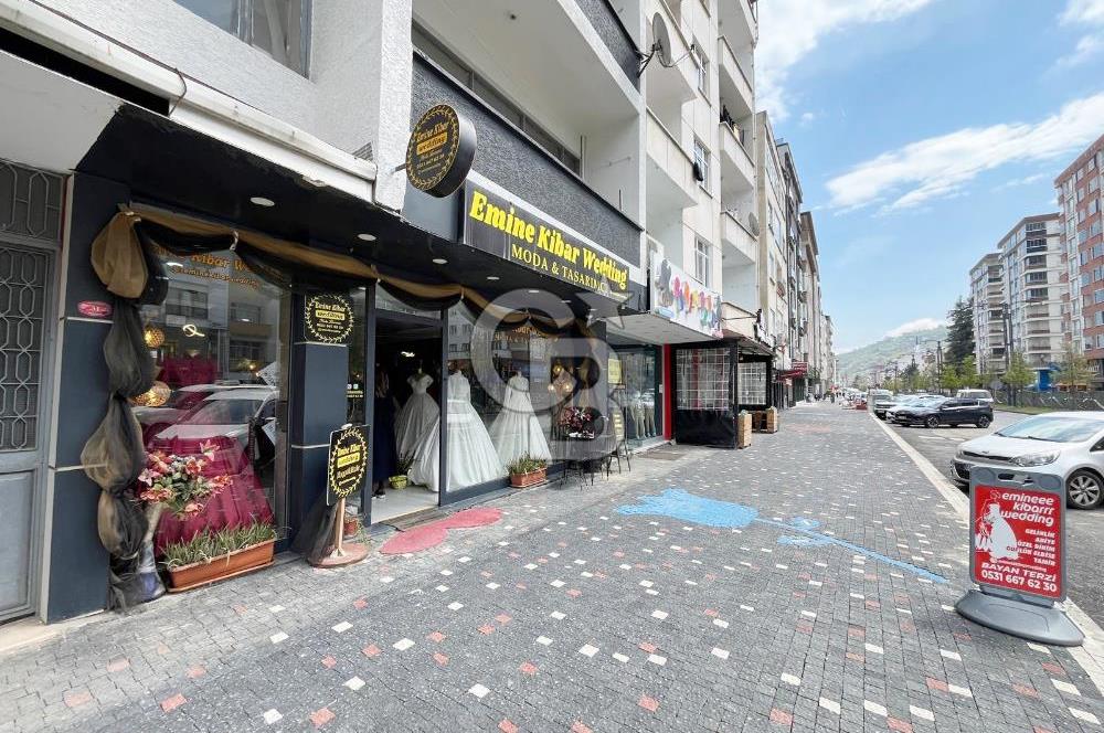 SANCAK MAH. ANAYOL ÜZERİ DEVREN KİRALIK FIRSAT GELİNLİK DÜKKANI