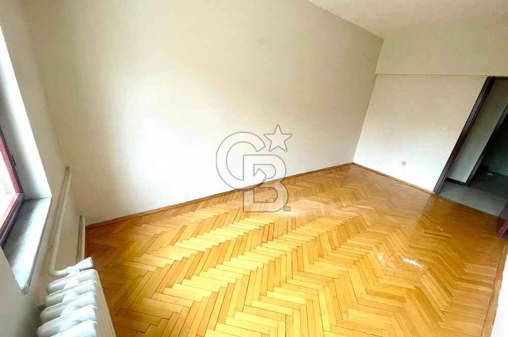 GAZİOSMANPAŞA TURGUTLU SOKAKTA GÜNEY CEPHE 3+1 KİRALIK DAİRE