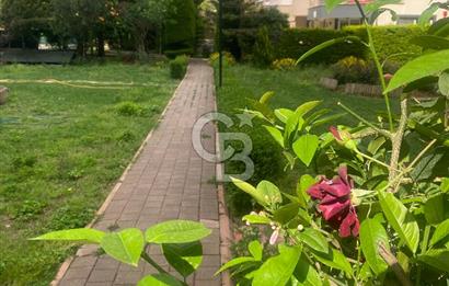 Turgut Özal Bulvarı'nda Satılık 4+1 Lüks Rezidans Dairesi