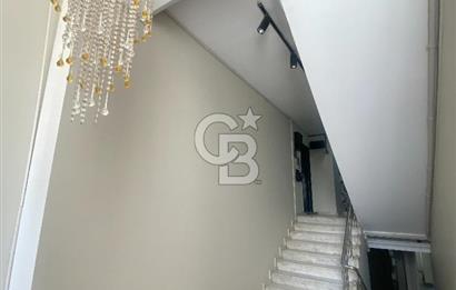 Turgut Özal Bulvarı'nda Satılık 4+1 Lüks Rezidans Dairesi