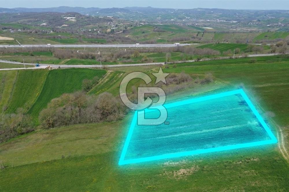 SİPAHİLER'DE HEM DOĞA HEM ULAŞIMIN MERKEZİNDE ARSA.