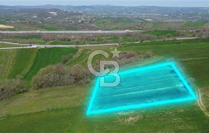 SİPAHİLER'DE HEM DOĞA HEM ULAŞIMIN MERKEZİNDE ARSA.