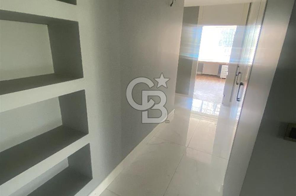 Turgut Özal Bulvarı'nda Satılık 4+1 Lüks Rezidans Dairesi