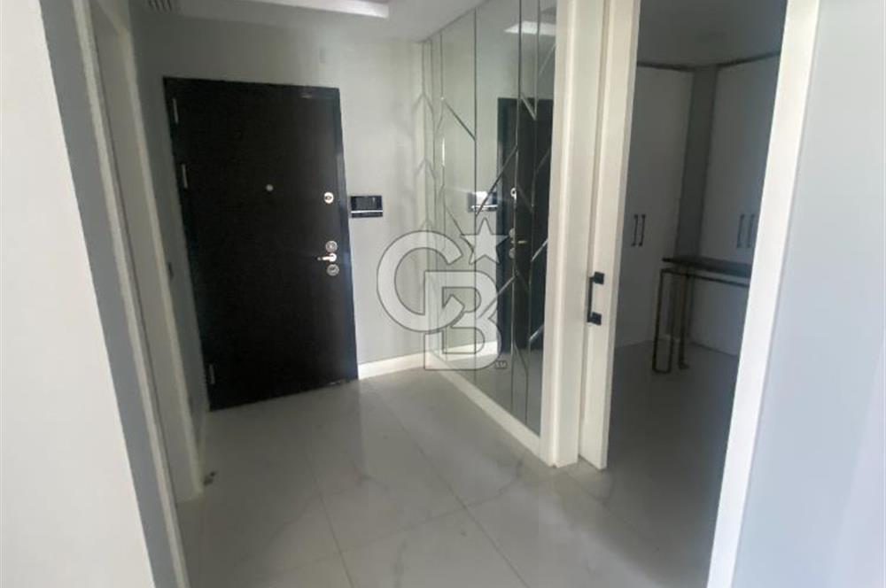 Turgut Özal Bulvarı'nda Satılık 4+1 Lüks Rezidans Dairesi