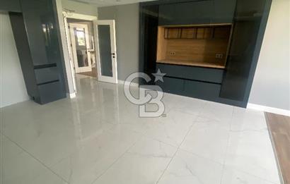 Turgut Özal Bulvarı'nda Satılık 4+1 Lüks Rezidans Dairesi