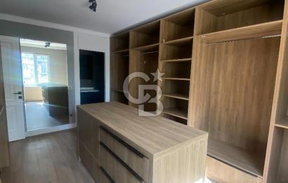 Turgut Özal Bulvarı'nda Satılık 4+1 Lüks Rezidans Dairesi