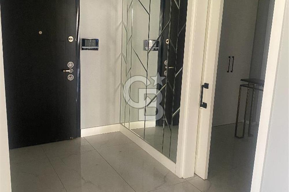 Turgut Özal Bulvarı'nda Satılık 4+1 Lüks Rezidans Dairesi