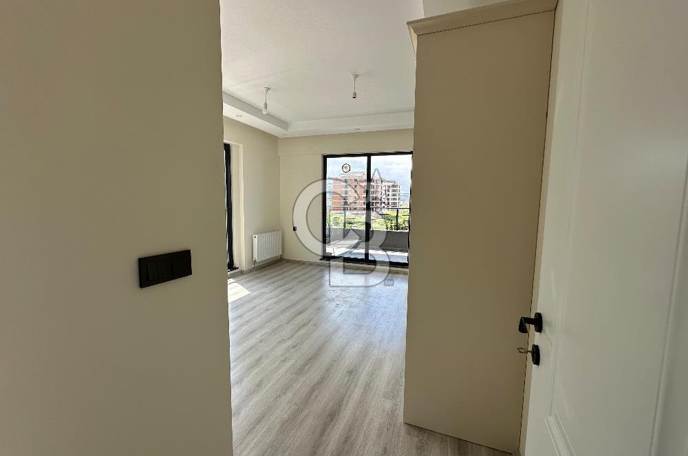 ÇANAKKALE HAMİDİYE MAH. ÇİFT BALKONLU YENİ BİNADA KİRALIK 1+1