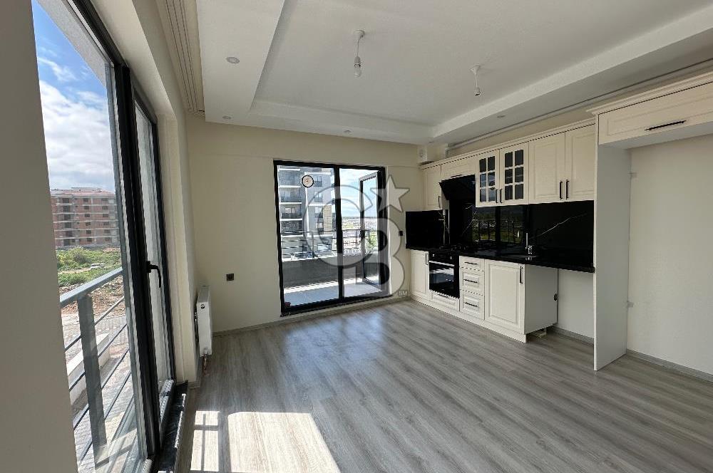 ÇANAKKALE HAMİDİYE MAH. ÇİFT BALKONLU YENİ BİNADA KİRALIK 1+1