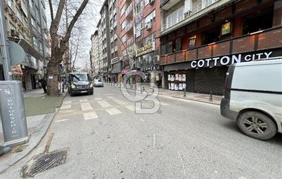 İZMİT İNÖNÜ CADDESİ OĞUZ İŞ MERKEZİN'NDE SATILIK DÜKKAN