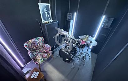 CB AKADEMİ İZMİT ÇARŞI OĞUZ İŞ MERKEZİN'NDE SATILIK DÜKKAN