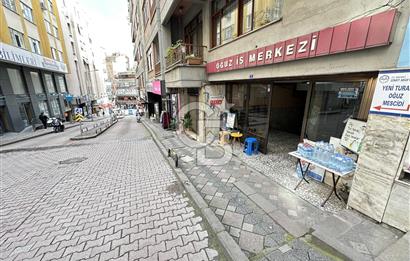 CB AKADEMİ İZMİT ÇARŞI OĞUZ İŞ MERKEZİN'NDE SATILIK DÜKKAN
