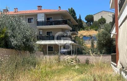 Yenifoça'da Kiralık 2+1 Bahçe Katı Daire