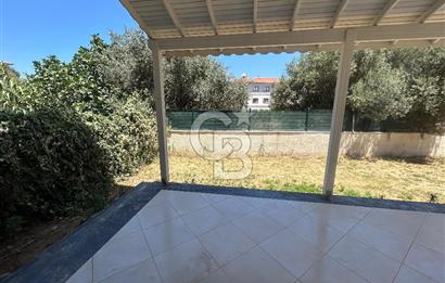 Yenifoça'da Kiralık 2+1 Bahçe Katı Daire