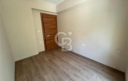 Yenifoça'da Kiralık 2+1 Bahçe Katı Daire