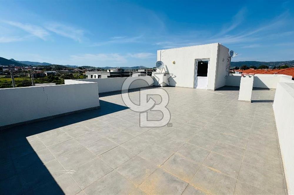 Foça Hacıveli Mah. Teraslı Satılık 2+1 Daire