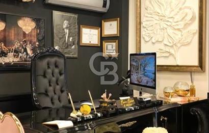 AKYAZI MAHALLESİNDE 3 KATLI SATILIK İŞ YERİ 