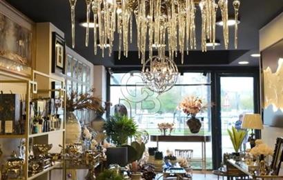 AKYAZI MAHALLESİNDE 3 KATLI SATILIK İŞ YERİ 