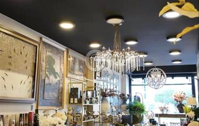 AKYAZI MAHALLESİNDE 3 KATLI SATILIK İŞ YERİ 