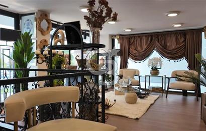 AKYAZI MAHALLESİNDE 3 KATLI SATILIK İŞ YERİ 