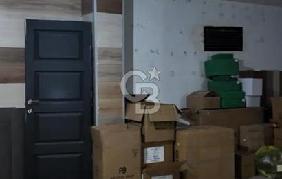 AKYAZI MAHALLESİNDE 3 KATLI SATILIK İŞ YERİ 