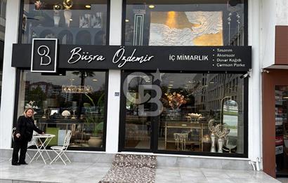 AKYAZI MAHALLESİNDE 3 KATLI SATILIK İŞ YERİ 