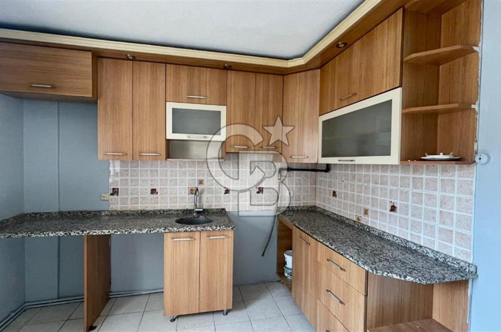 GÜMÜŞPALA OTOBÜS DURAĞI VE  ANA CADDE YAKINI KİRALIK 3+1 DAİRE