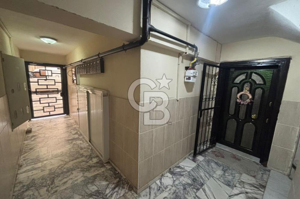 İzmir Karabağlar Gülyaka'da Satılık 3+1 Geniş Daire