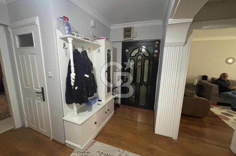 İzmir Karabağlar Gülyaka'da Satılık 3+1 Geniş Daire