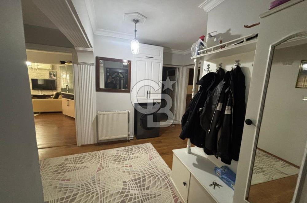 İzmir Karabağlar Gülyaka'da Satılık 3+1 Geniş Daire