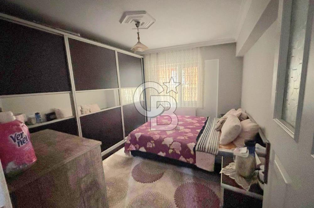 İzmir Karabağlar Gülyaka'da Satılık 3+1 Geniş Daire