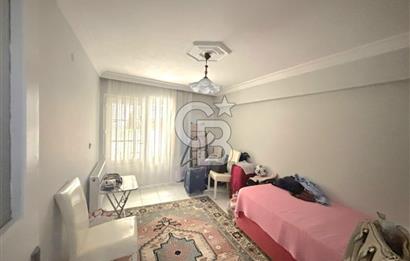 İzmir Karabağlar Gülyaka'da Satılık 3+1 Geniş Daire