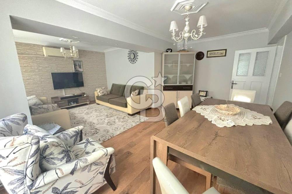 İzmir Karabağlar Gülyaka'da Satılık 3+1 Geniş Daire