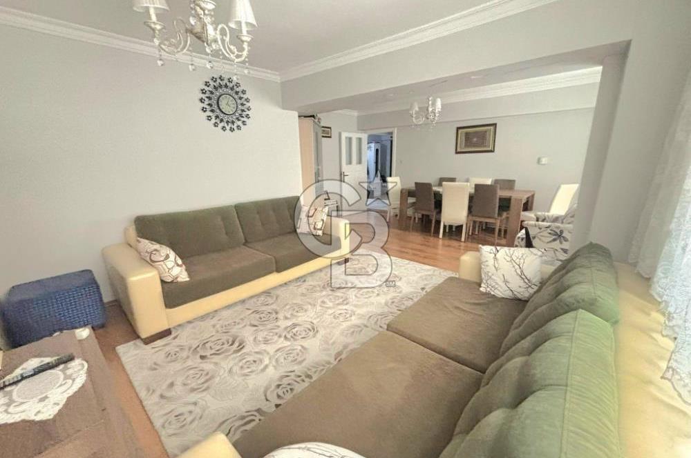 İzmir Karabağlar Gülyaka'da Satılık 3+1 Geniş Daire