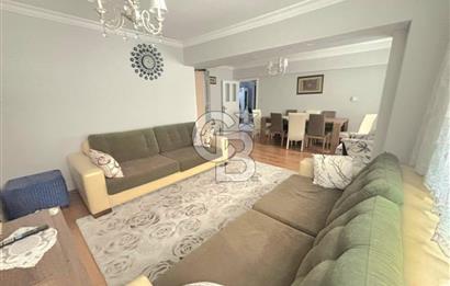 İzmir Karabağlar Gülyaka'da Satılık 3+1 Geniş Daire
