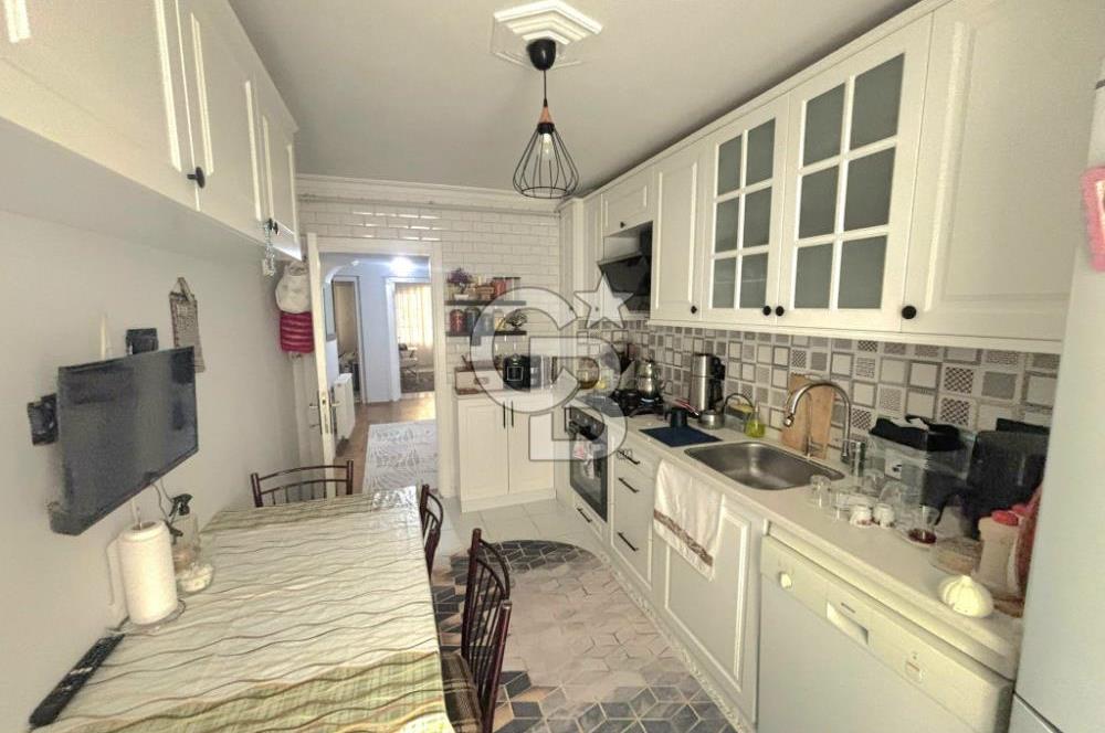 İzmir Karabağlar Gülyaka'da Satılık 3+1 Geniş Daire