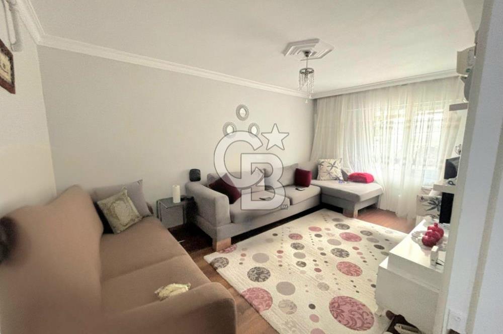 İzmir Karabağlar Gülyaka'da Satılık 3+1 Geniş Daire